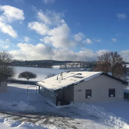 5-sterne Wohlfuehl-ferienhaus Eifellust Casa de Férias *